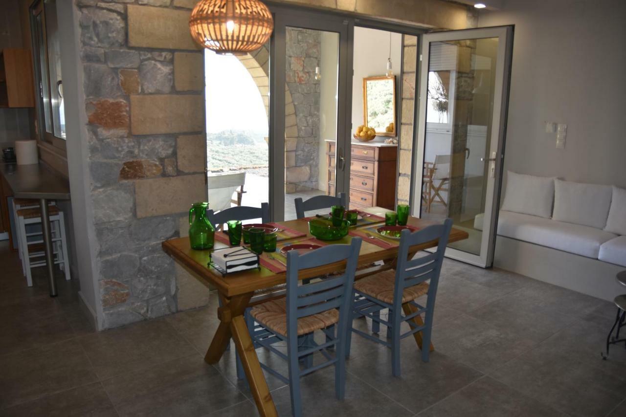 Athina'S Stone House In Kardamyli Vila Exterior foto