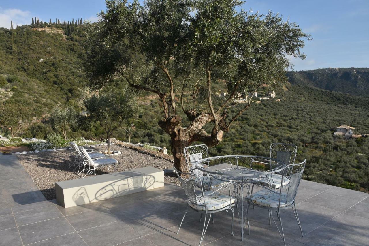 Athina'S Stone House In Kardamyli Vila Exterior foto